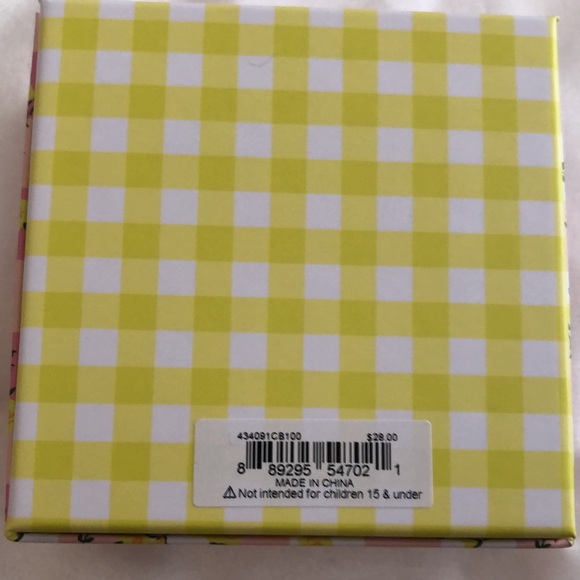 Betsey Johnson Gold Tone Easter Bunny Drop Earrings Crystal Accents NIB - Picture 11 of 11